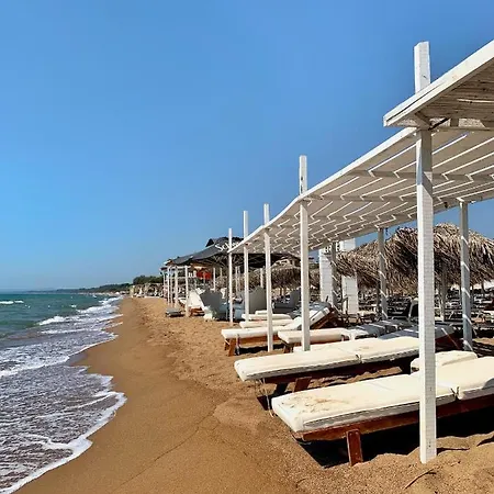 Ammos Luxury アパート *