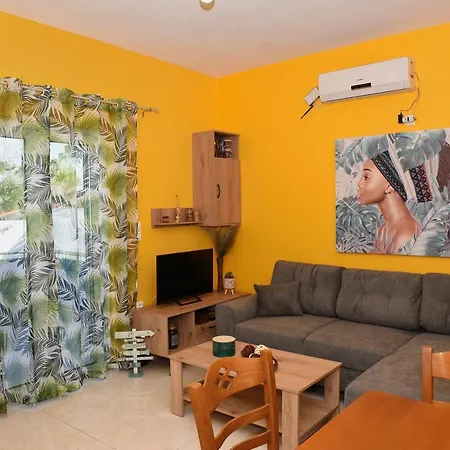 Ammos Luxury Apartment Amaliada